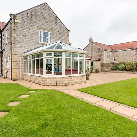 Apartment Millfield